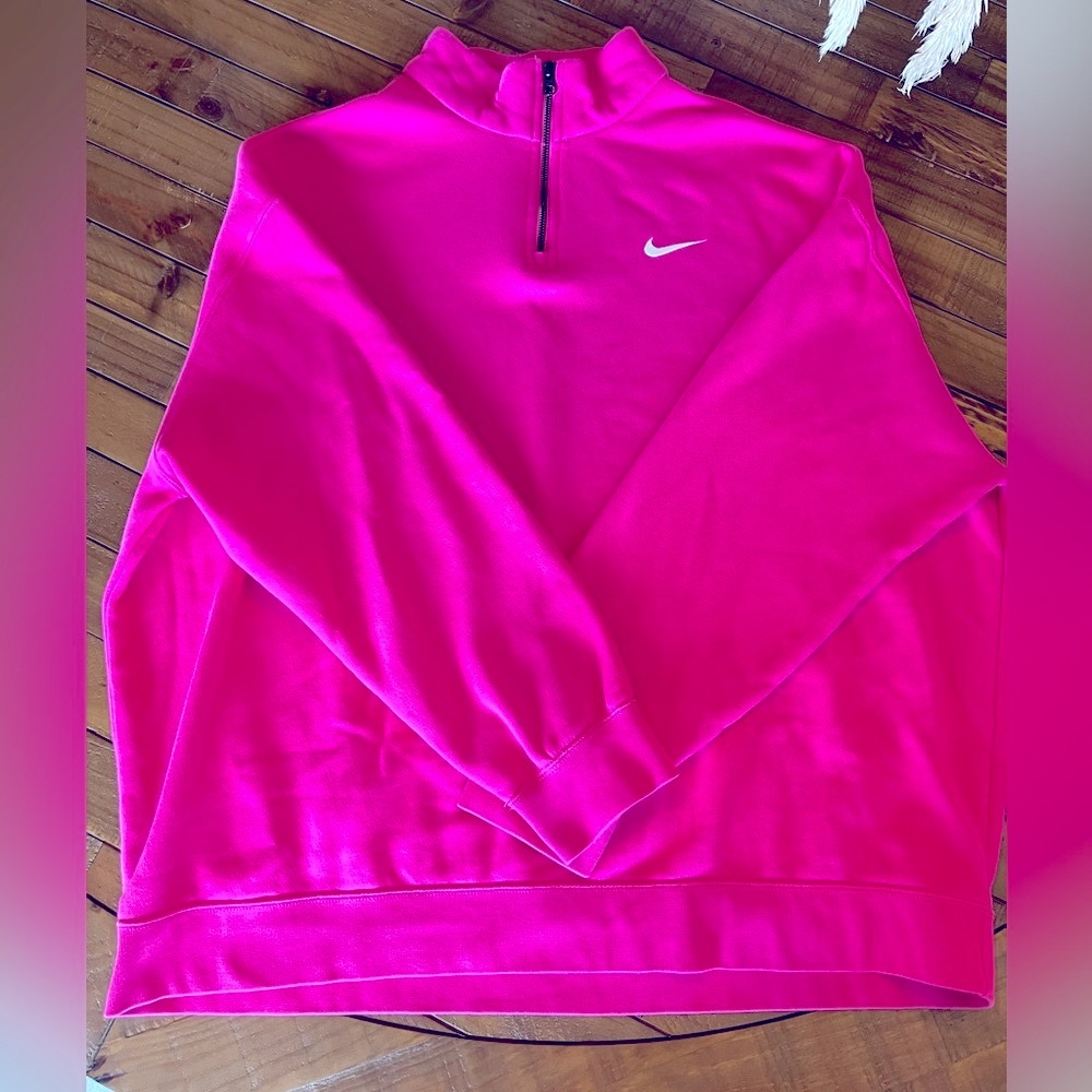 Women’s Nike Quarter Zip Sweatshirt size large
